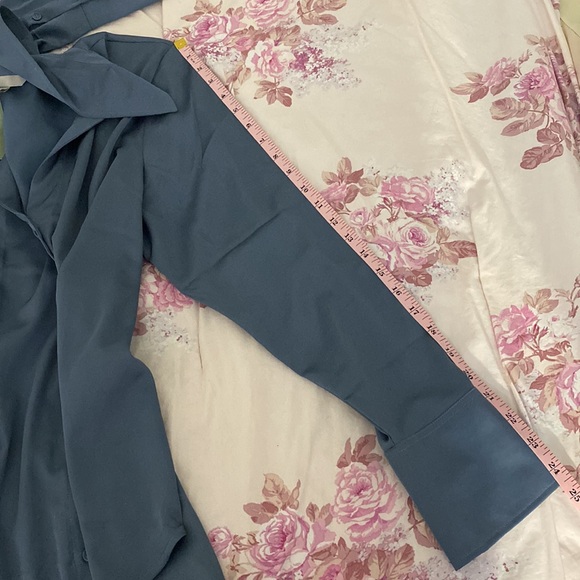 H&M | Silky V-Neck Blouse - Picture 14 of 14